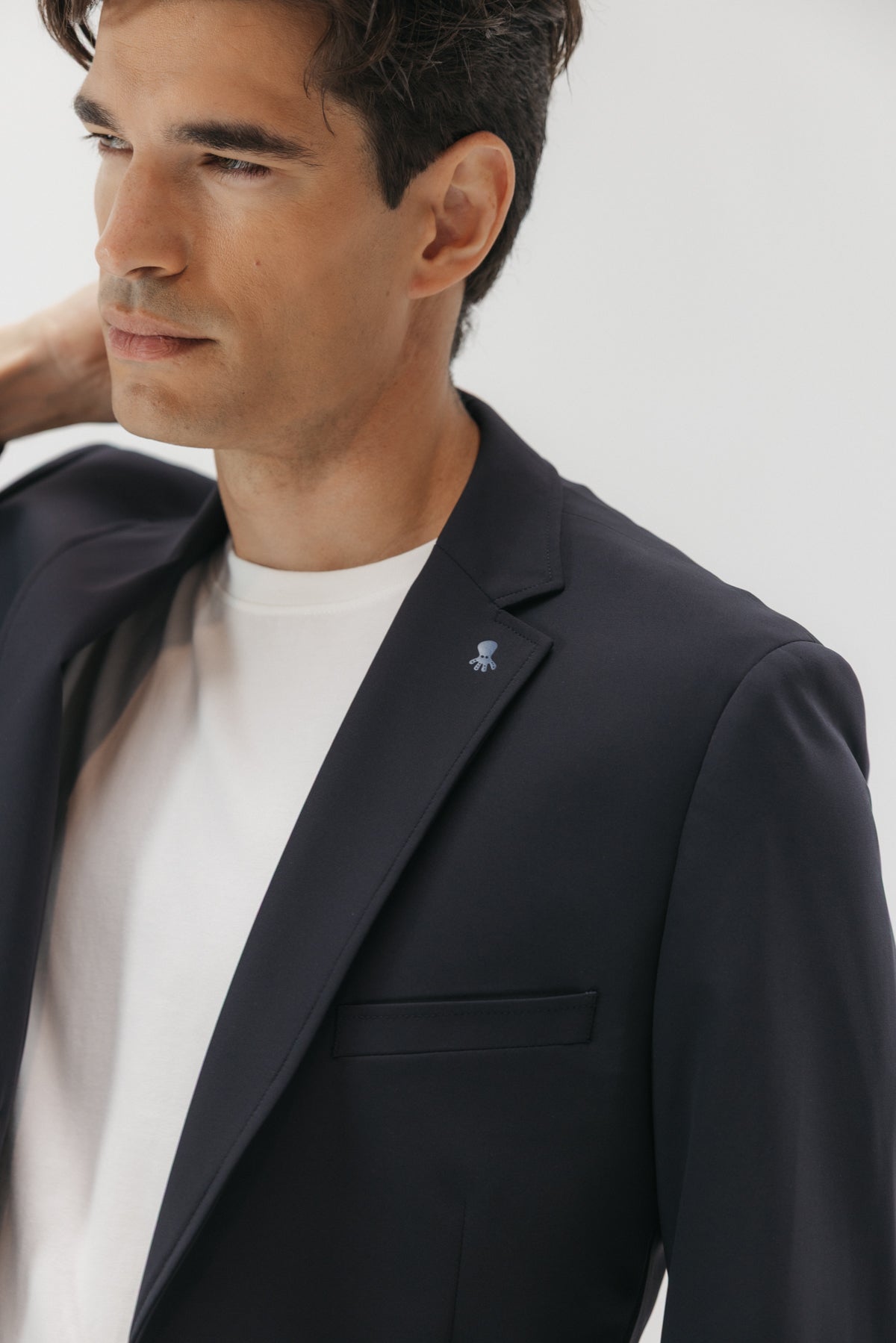 Americana técnica ultraligera azul marino