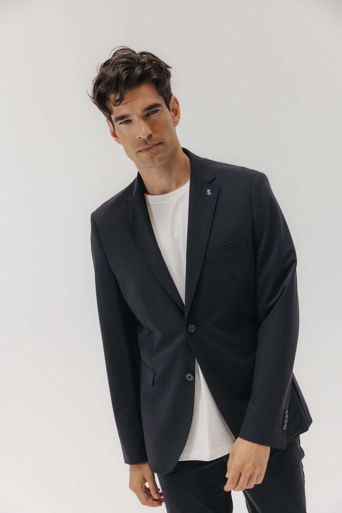 Americana técnica ultraligera azul marino