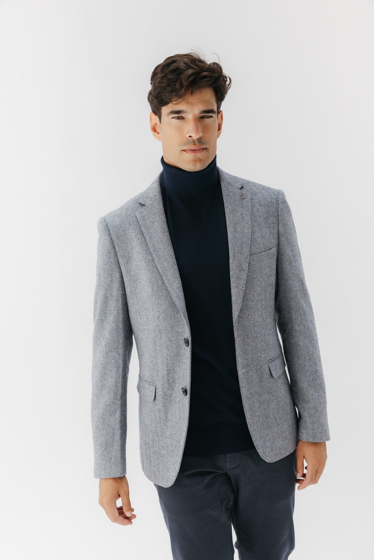 Blazer espinha de peixe com lã azul