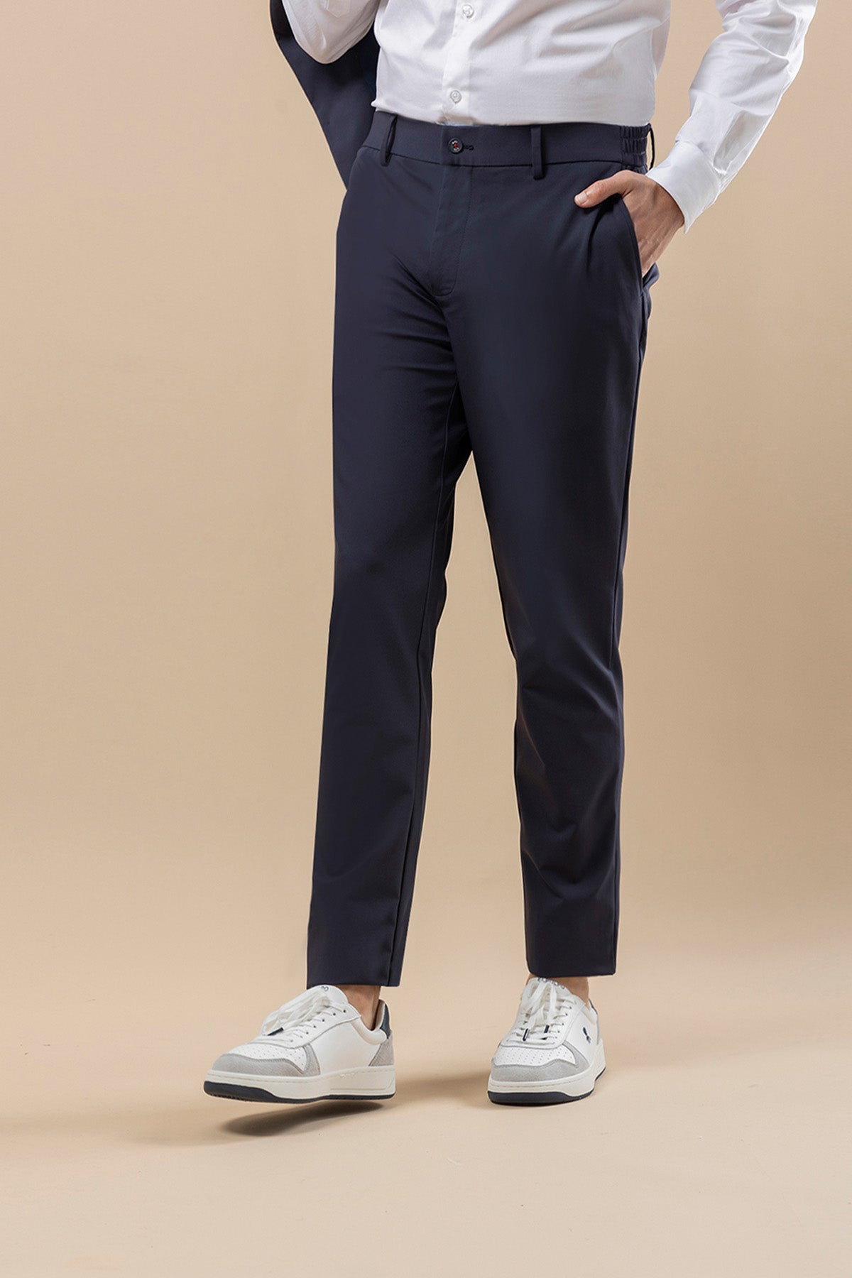 PANTALÓN ELÁSTICO ULTRALIGERO AZUL MARINO