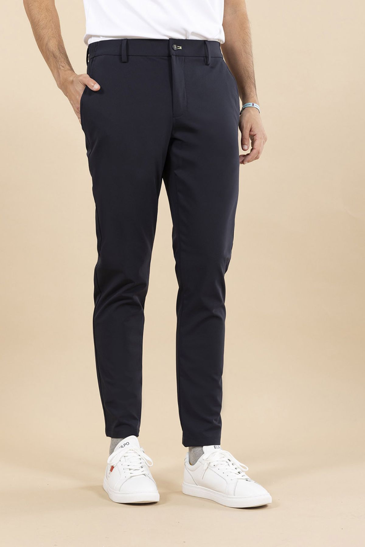 PANTALÓN PERFORMANCE AZUL MARINO
