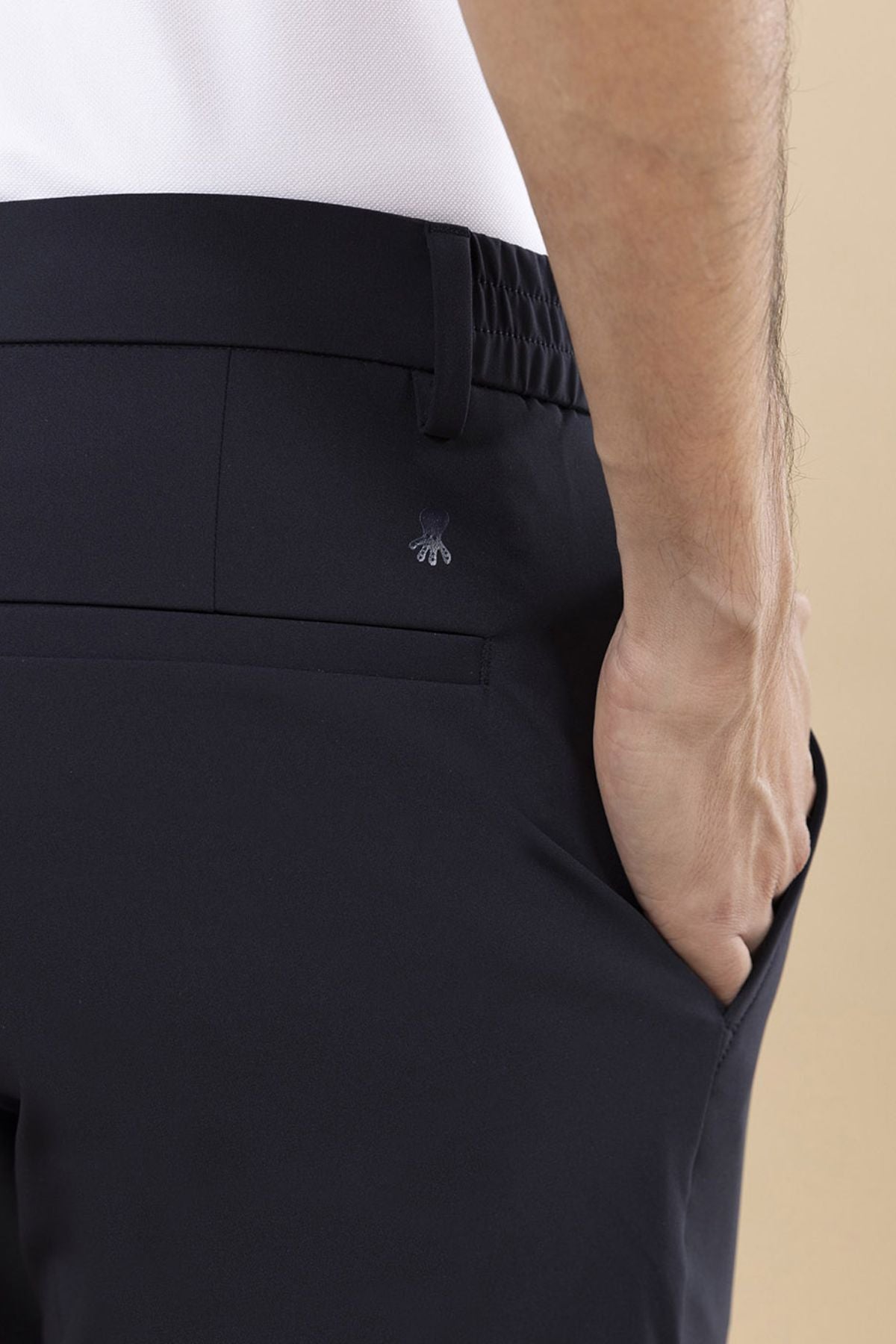 PANTALÓN PERFORMANCE AZUL MARINO