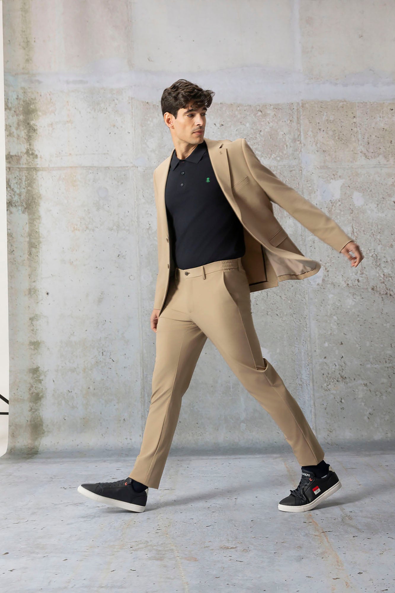 PANTALÓN TÉCNICO ULTRALIGERO TOPO