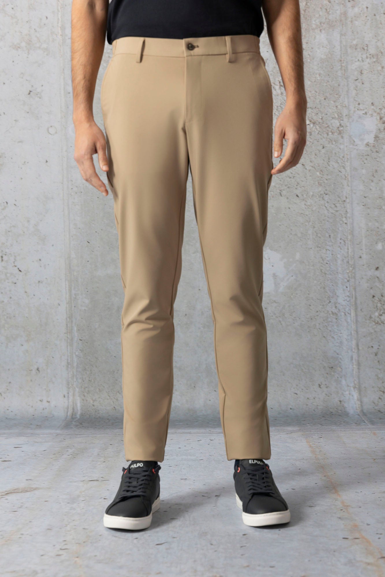 PANTALÓN TÉCNICO ULTRALIGERO TOPO