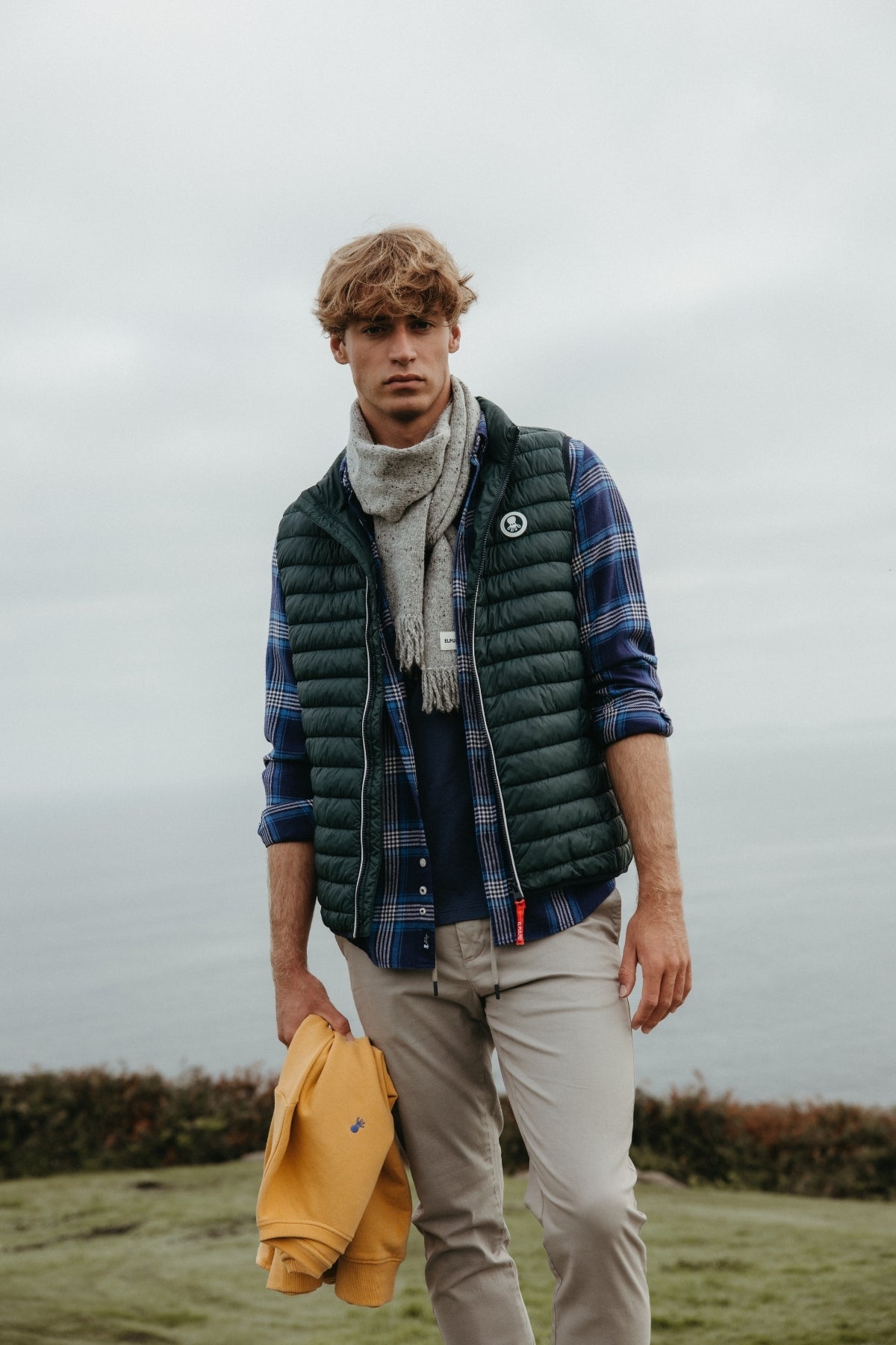 Chaleco Acolchado Project Fiepko Para Hombre | Color Forged Iron | Talla M | Capucha Alta | Ideal Invierno Y Exterior