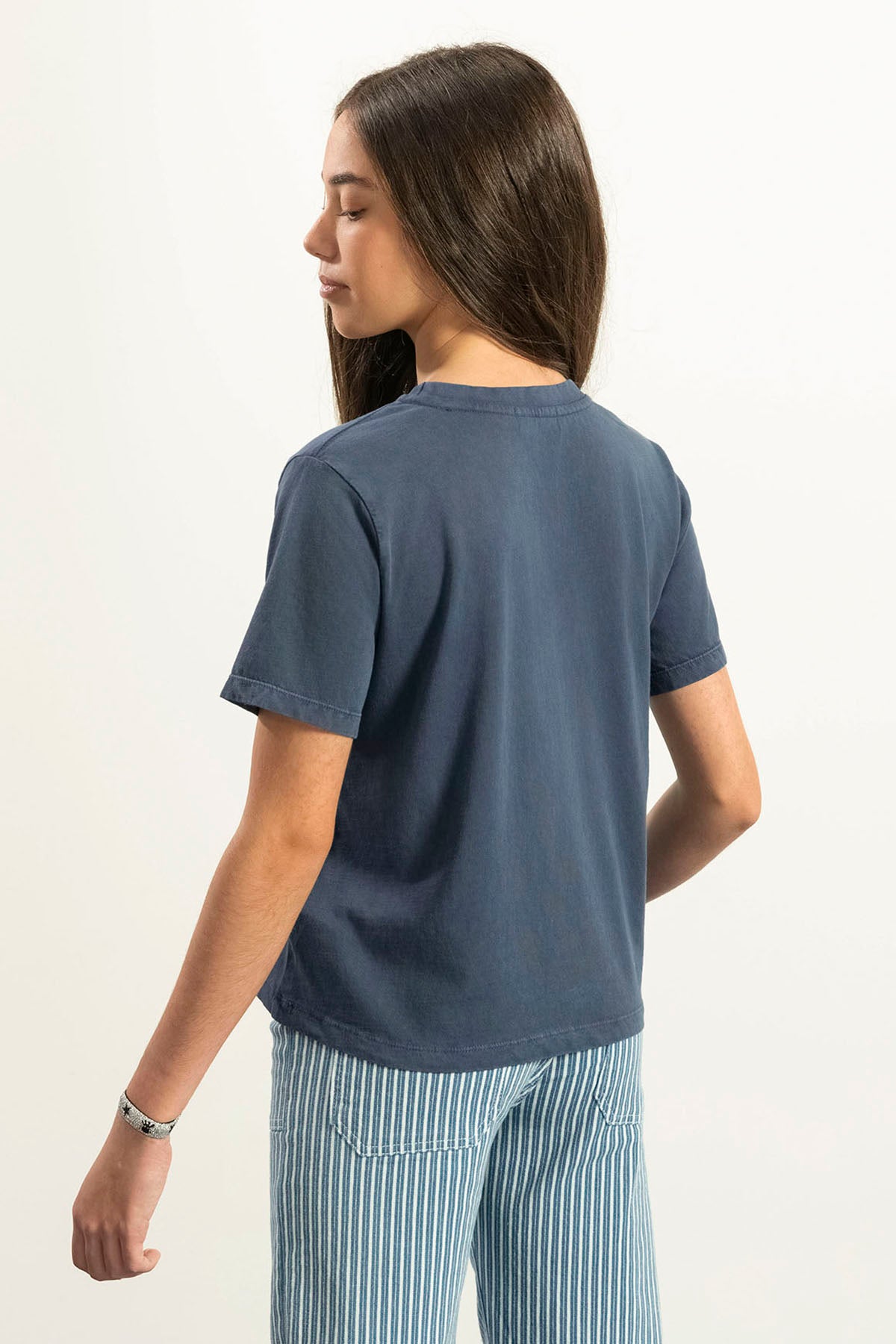 T-shirt básica lavada para adolescentes DELAVÉ com logótipo azul marinho