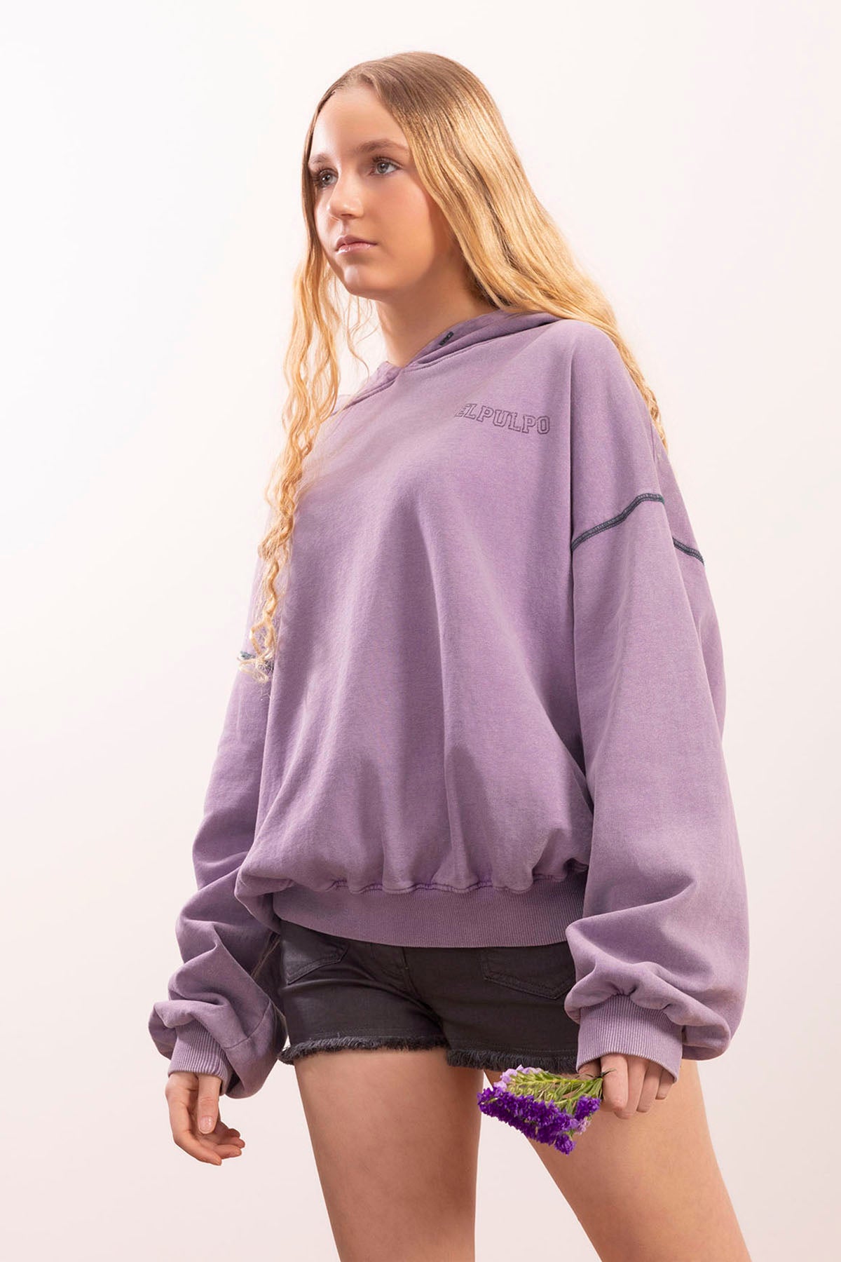 SUDADERA CAPUCHA TEEN ALAS MORADO