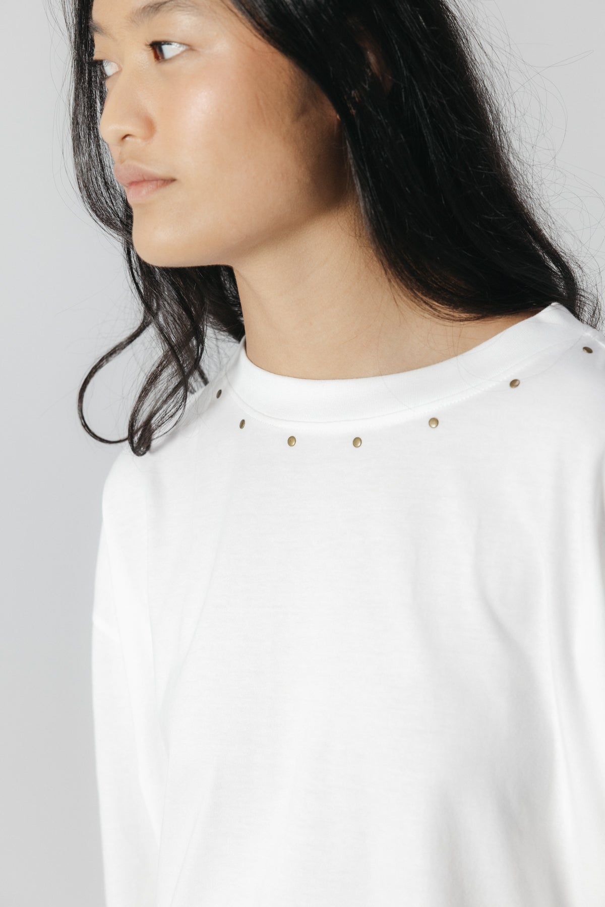 CAMISETA TEEN MANGA LARGA TACHAS BLANCO PURO