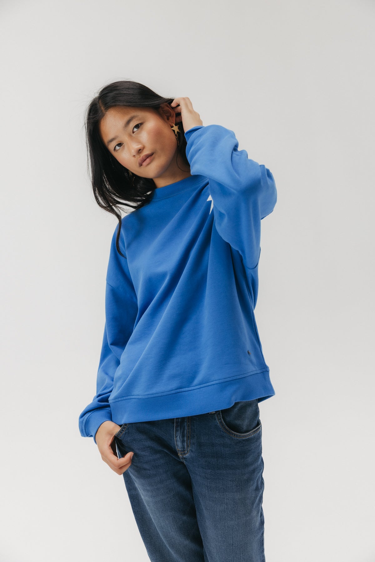 SUDADERA TEEN ESTAMPADO MENSAJE AZUL ROYAL
