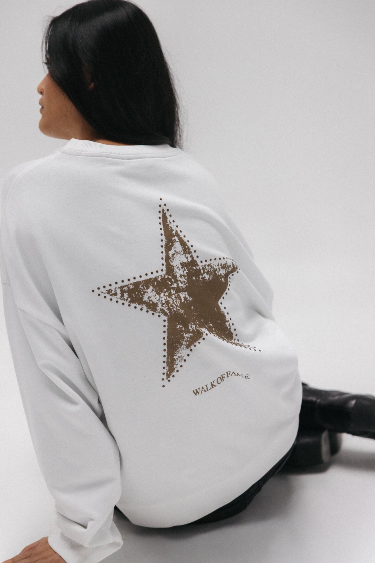 SUDADERA TEEN ESTRELLA TACHAS BLANCO PURO