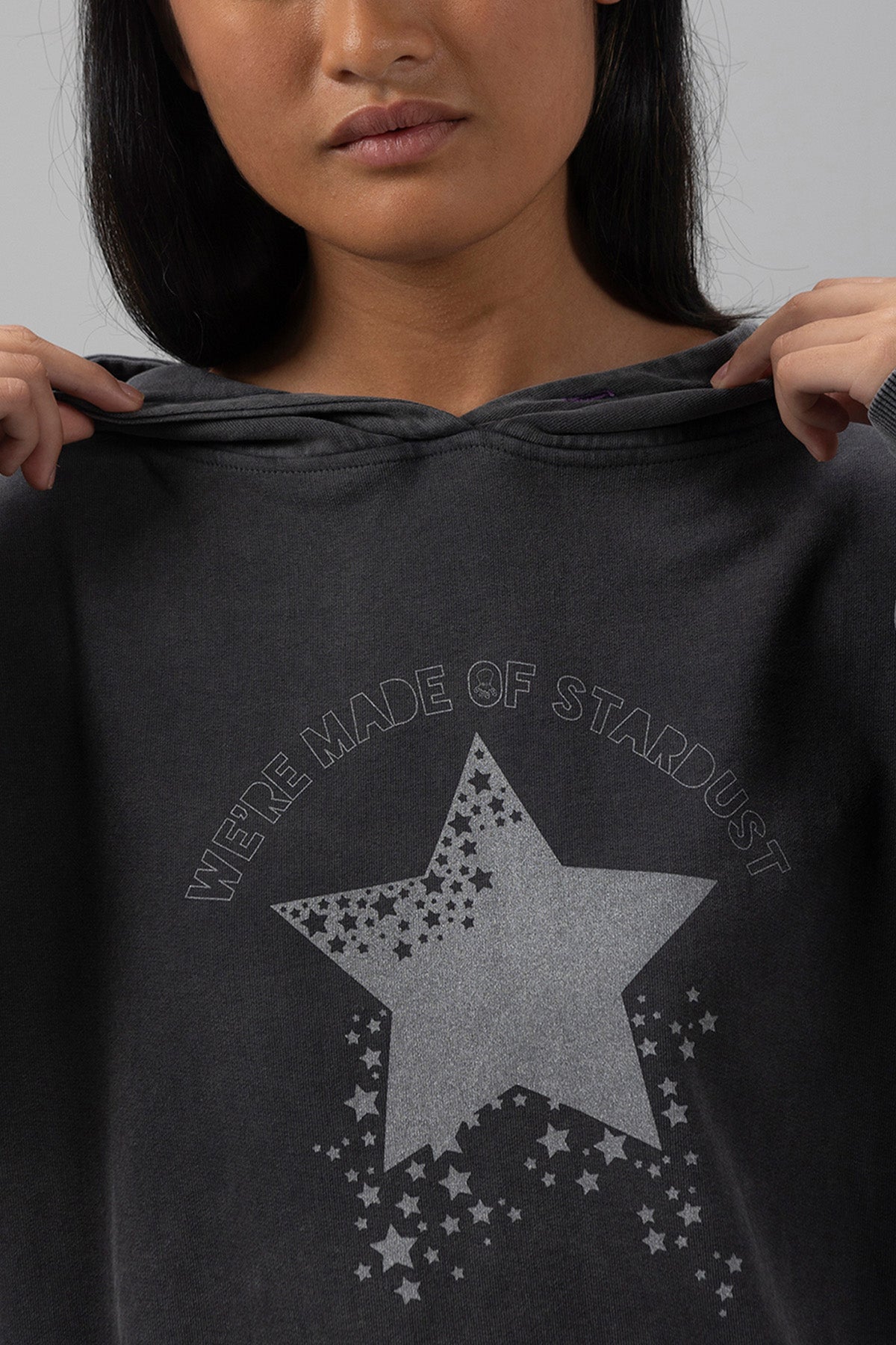 SWEATSHIRT COM CAPUZ DELAVÉ PRETO TEEN STARDUST