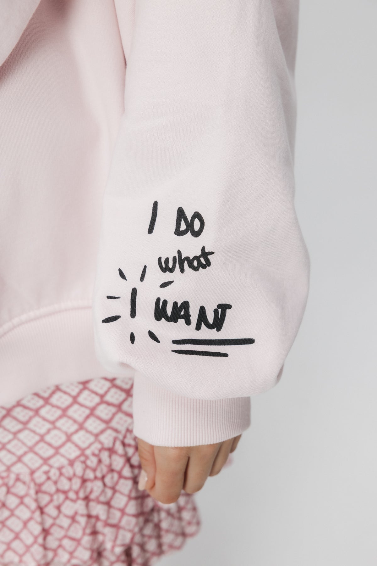 SUDADERA CAPUCHA TEEN MULTI ESTAMPADO ROSA CLARO