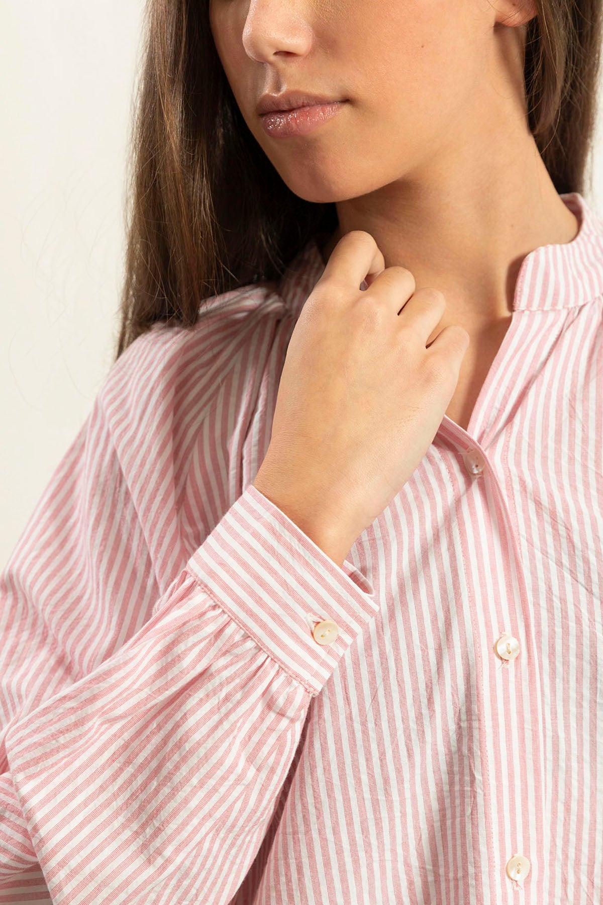 CAMISA ADOLESCENTE MANGA RANGLAN LISTRAS ROSA PÓ