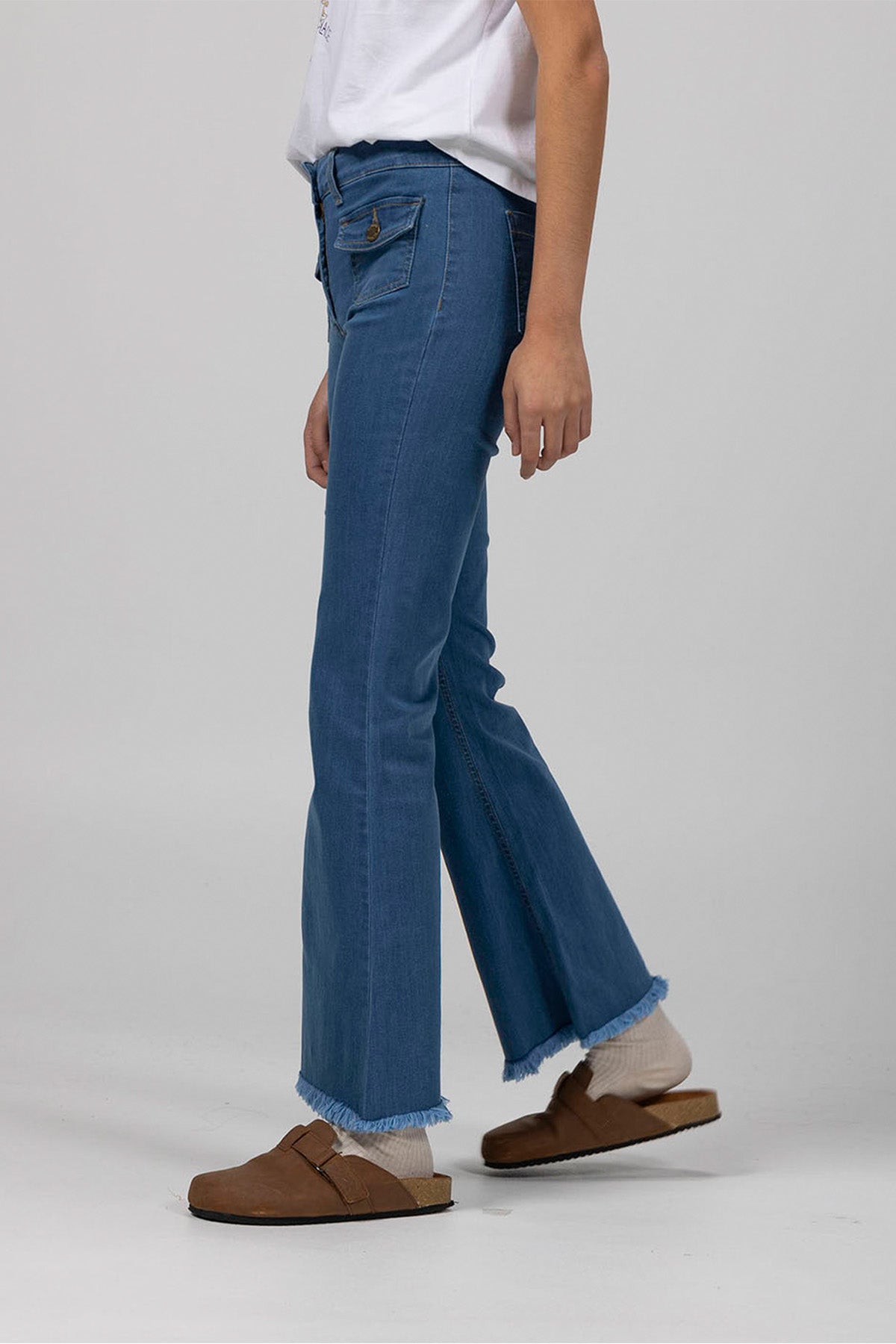 PANTALÓN TEEN DENIM FLARE TIRO ALTO INDIGO DELAVÉ