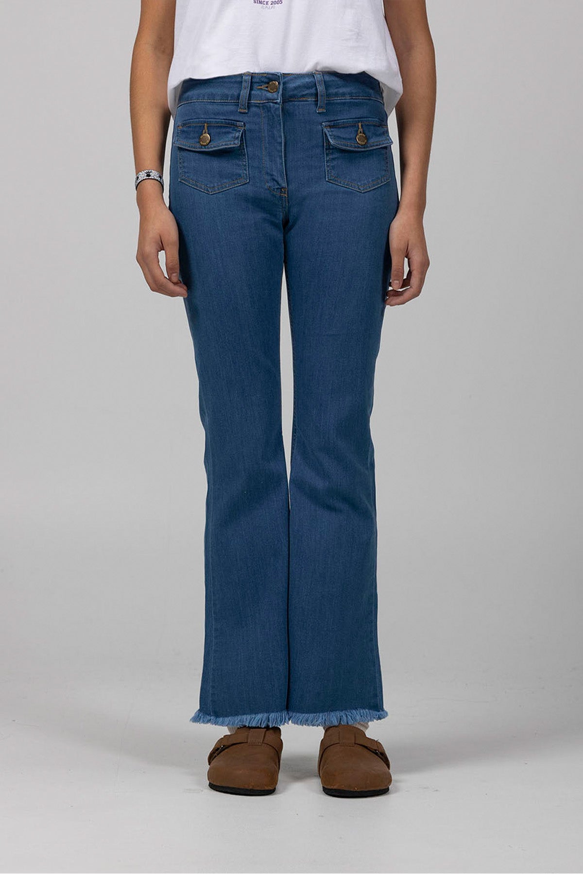 PANTALÓN TEEN DENIM FLARE TIRO ALTO INDIGO DELAVÉ