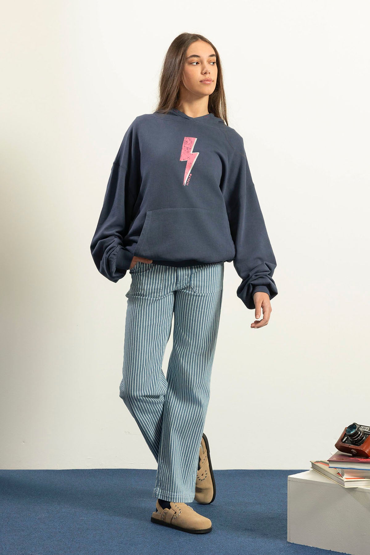 CALÇAS CULOTTE JEANS ADOLESCENTES COM LISTRAS ÍNDIGO