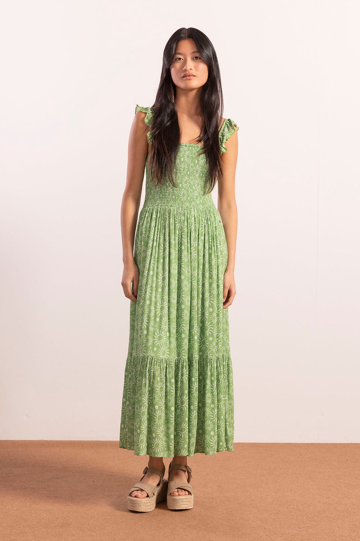 TEEN LONG DRESS WITH WIDE STRAP AND LIGHT GREEN SUNS PRINT