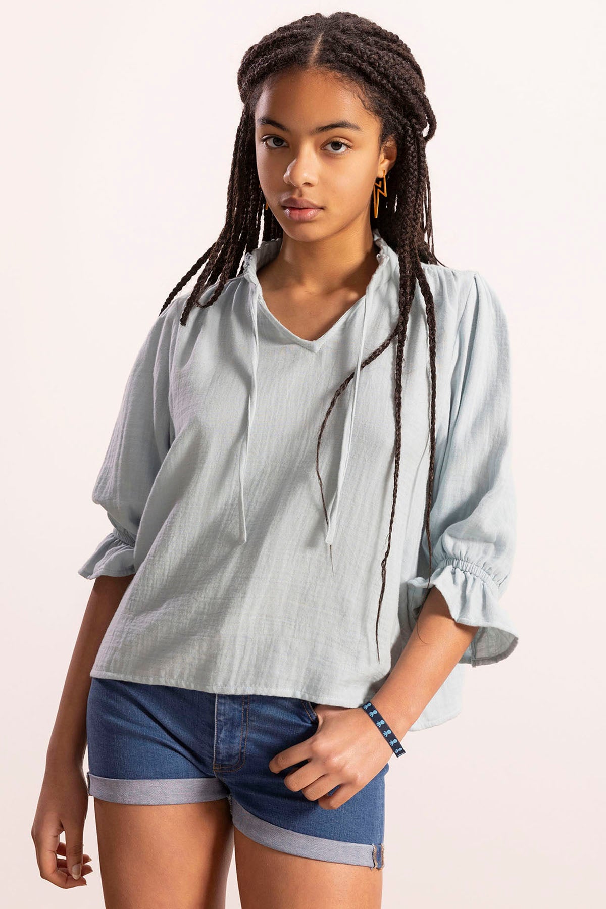 BLUSA TEEN BAMBULA COM DECOTE EM V AZUL-ESVERDEADO
