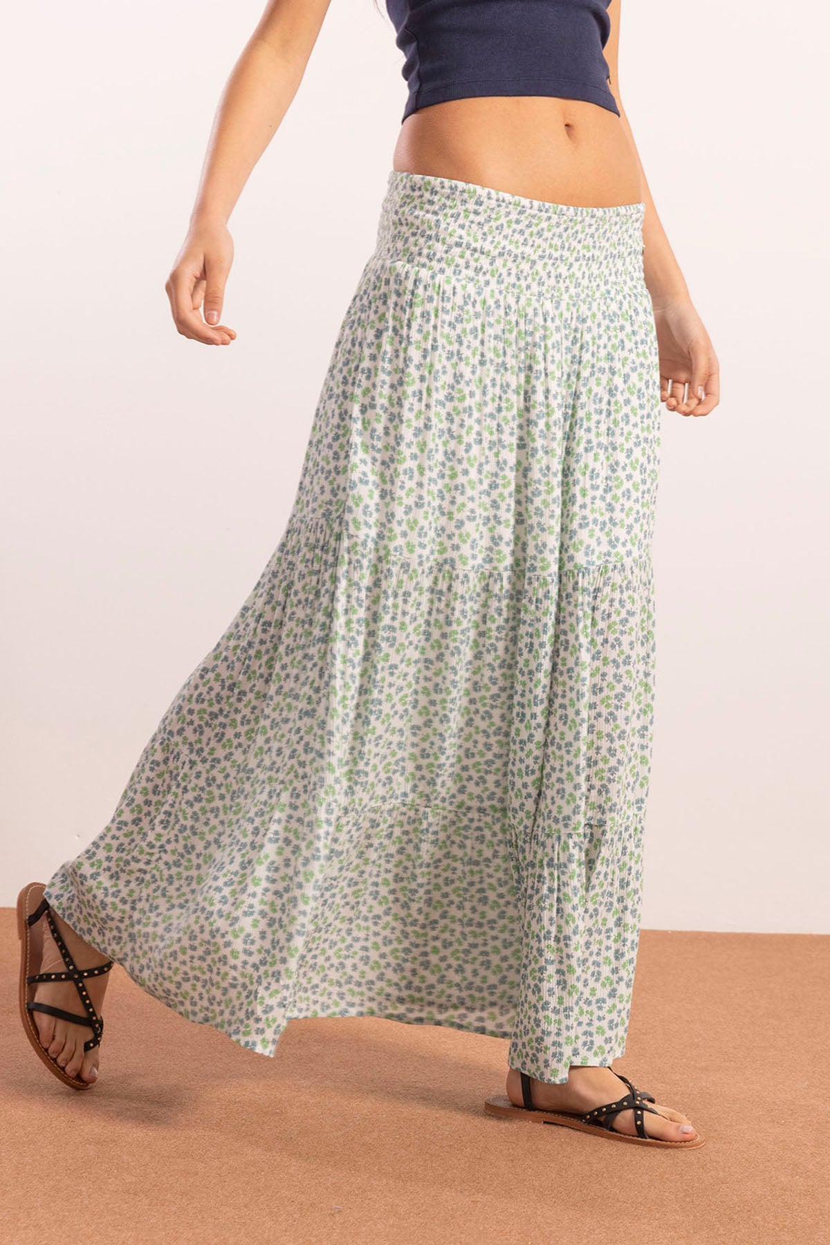 FALDA TEEN LARGA VUELO ESTAMPADO FLORES VERDE AGUA