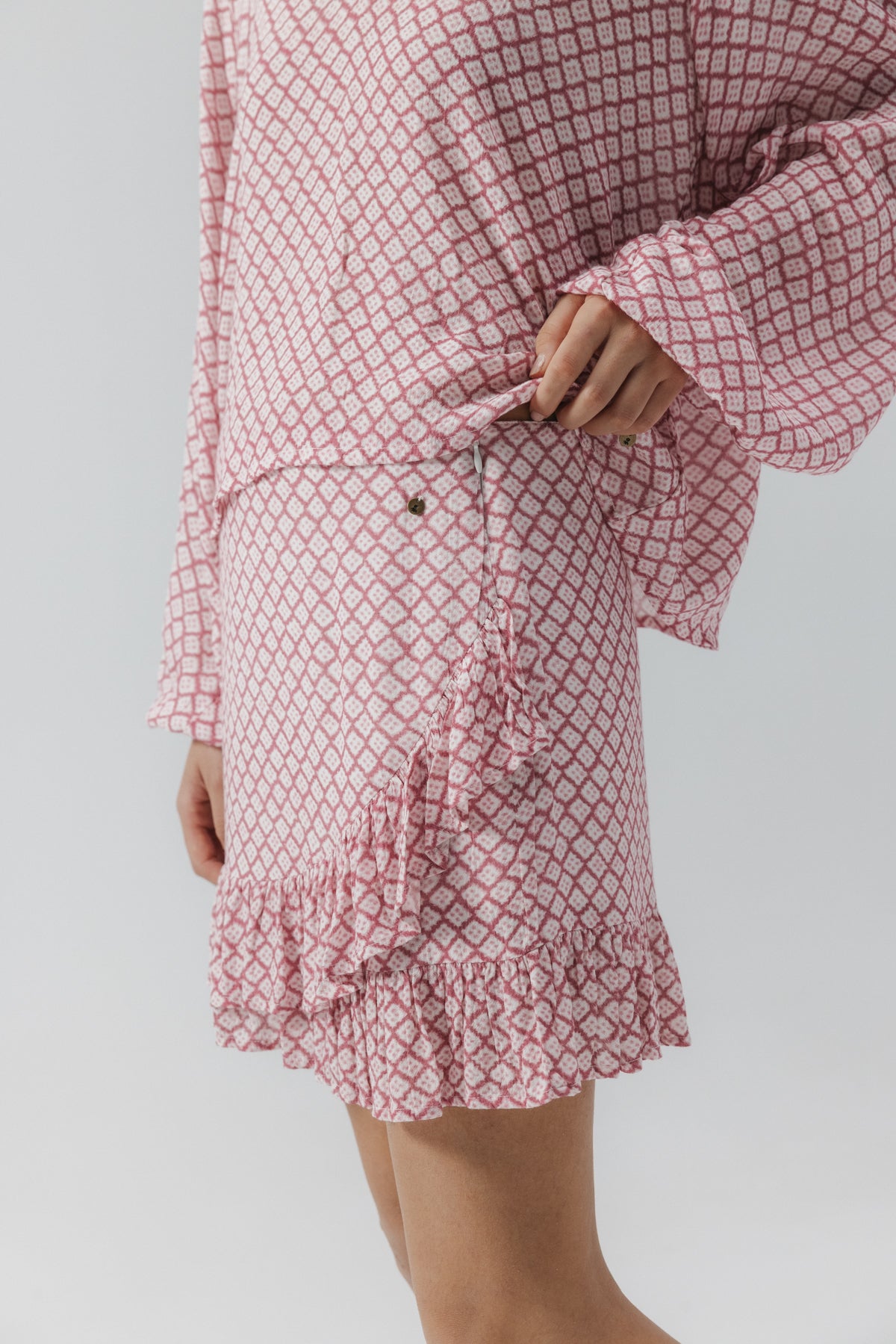 FALDA TEEN DRAPEADA ESTAMPADO ROMBOS TIE DYE ROSA MULTICOLOR