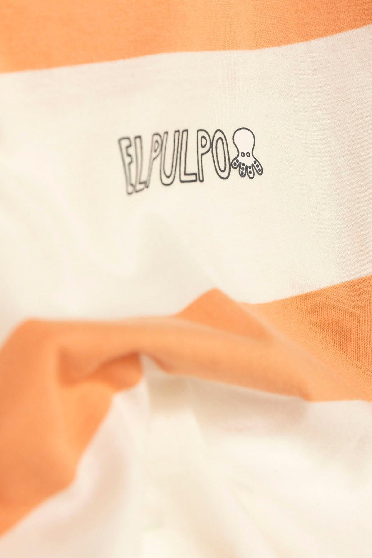 T-SHIRT MASCULINA OVERSIZE COM LISTRA LARGA DE PÊSSEGO
