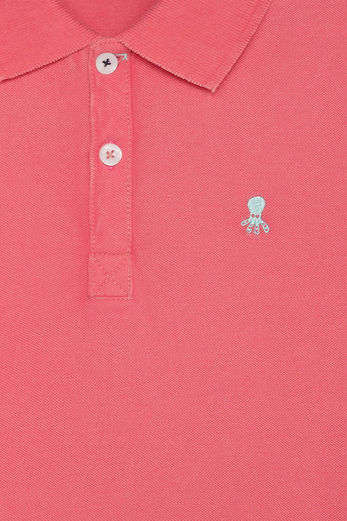 CAMISA POLO MASCULINA LAVADA COM BORDADO CONTRASTANTE EM ROSA CHOCOLATE