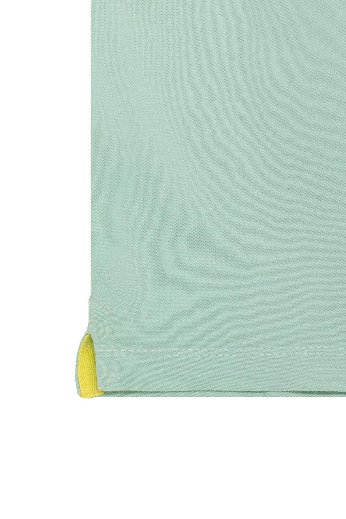 BOYS' WASHED POLO WITH CONTRASTING EMBROIDERY IN TURQUOISE BLUE