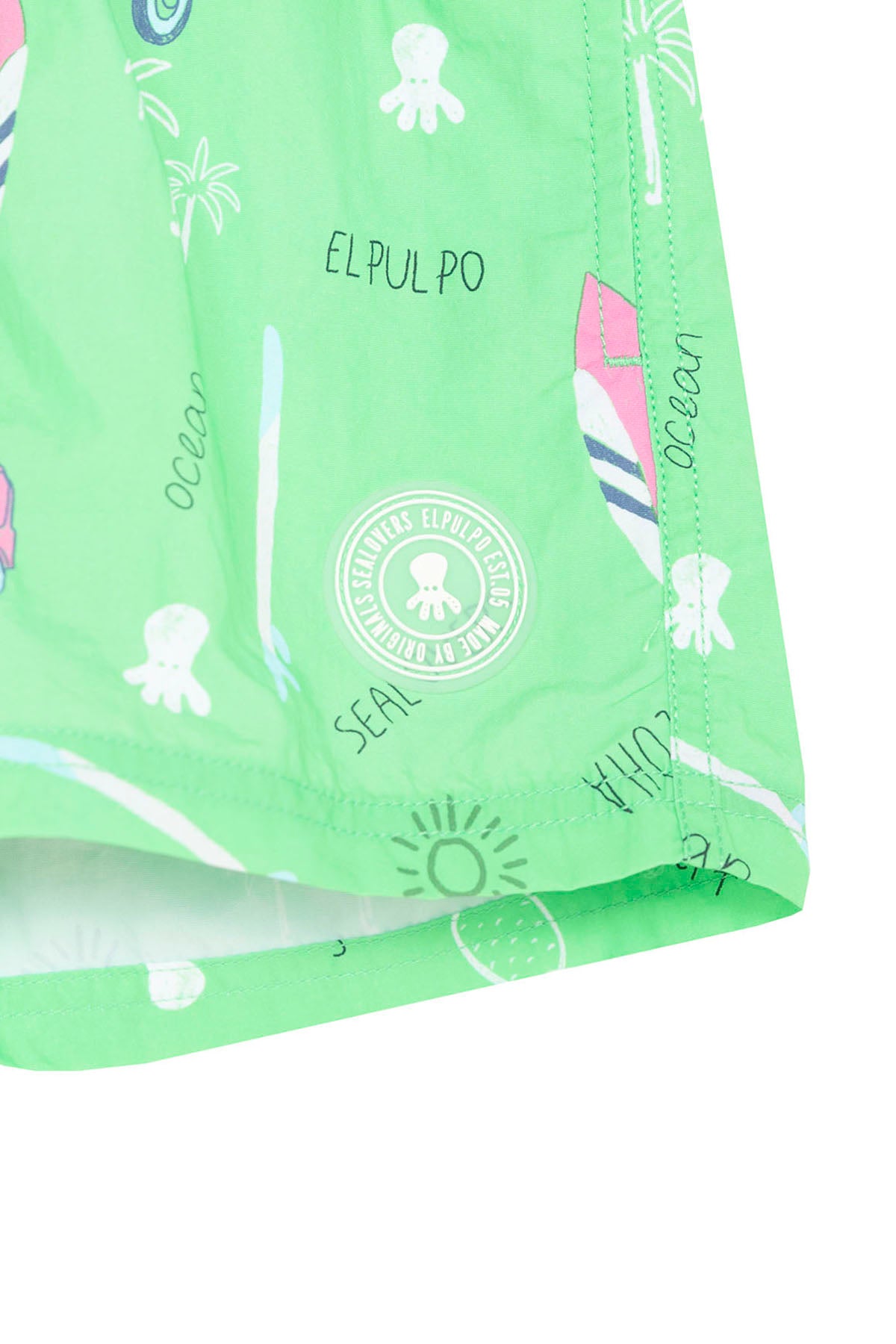 BAÑADOR NIÑO ESTAMPADO SURFBOARDS VERDE PISTACHO