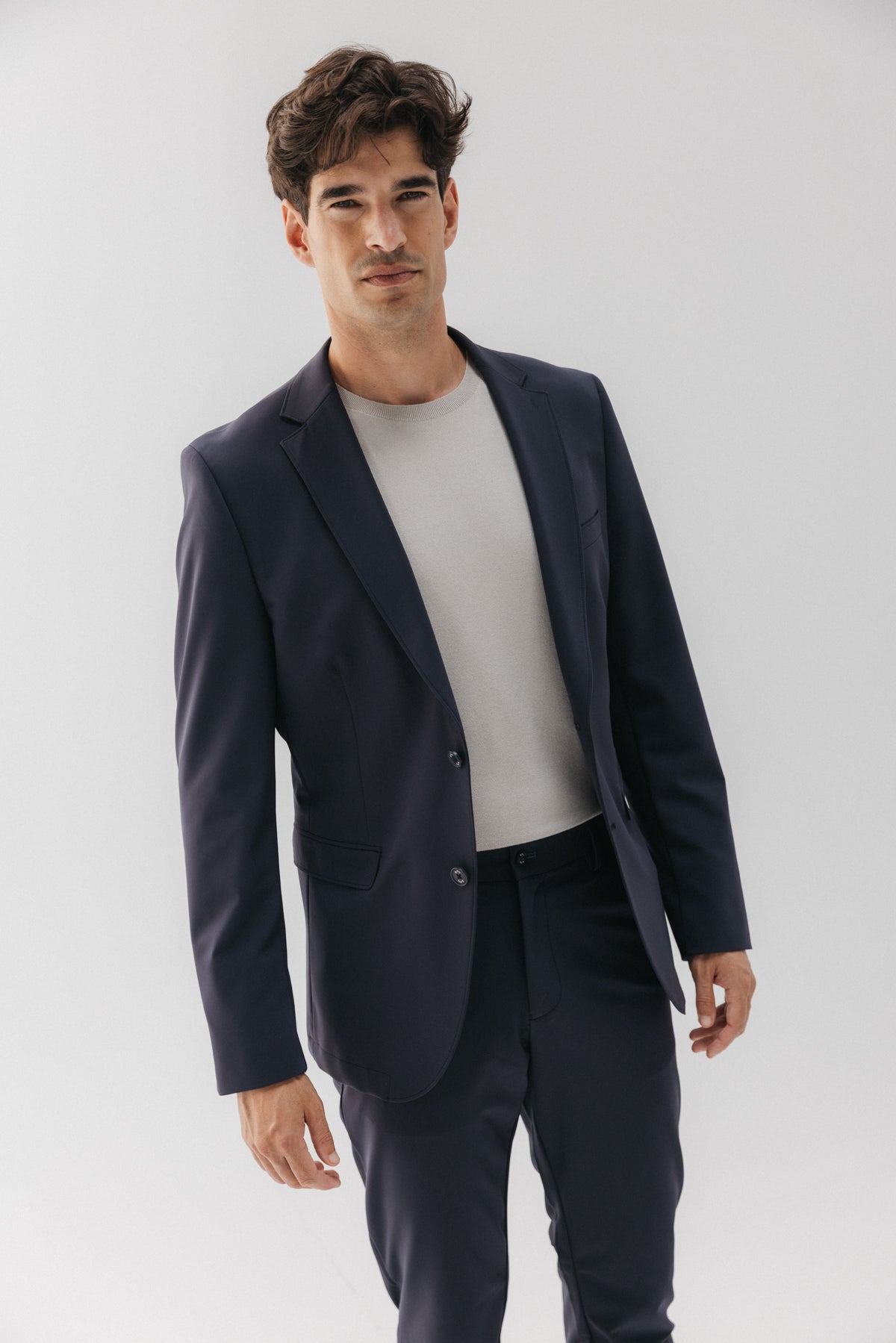 Americana técnica ultraligera azul marino