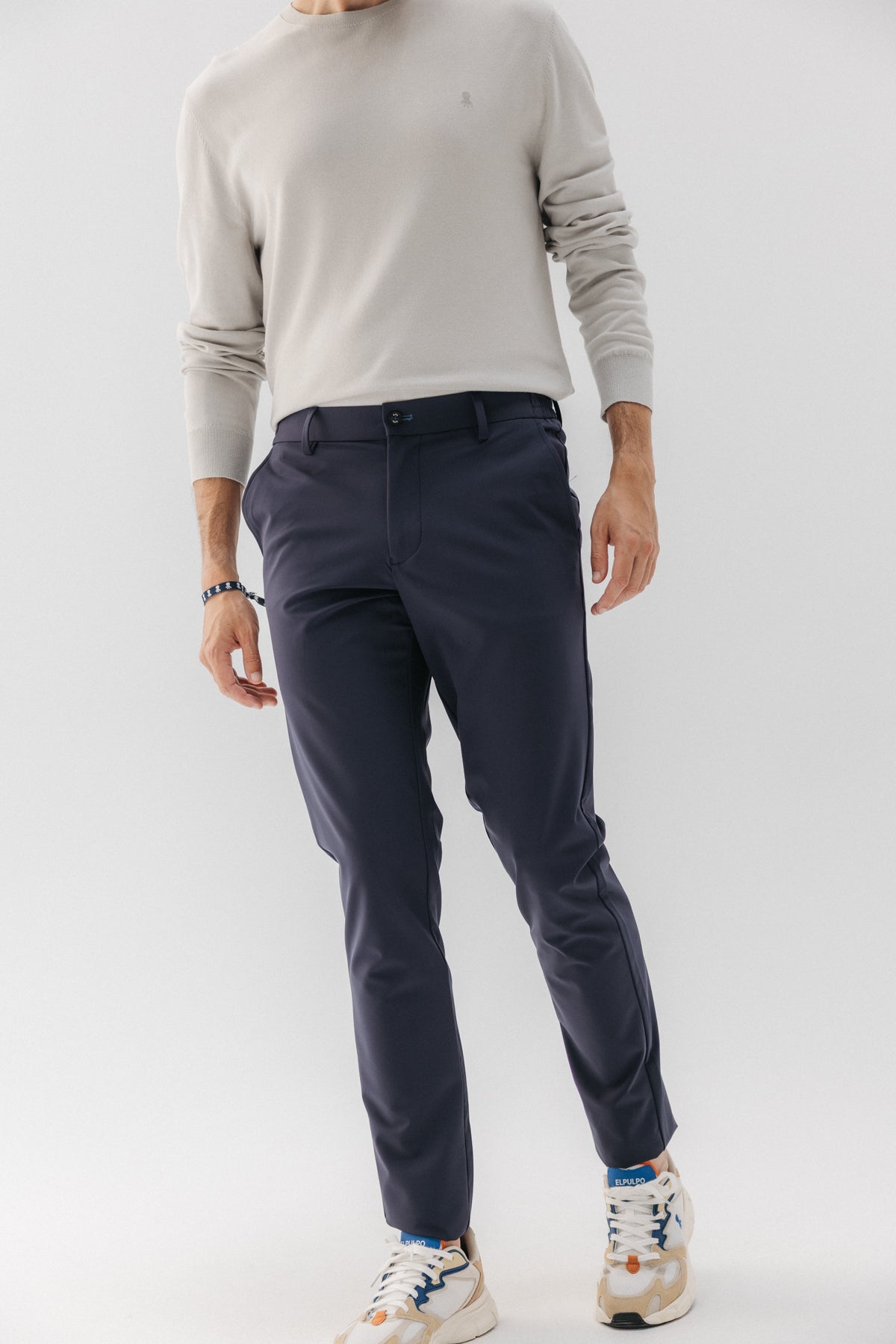 Pantalón técnico ultraligero azul marino