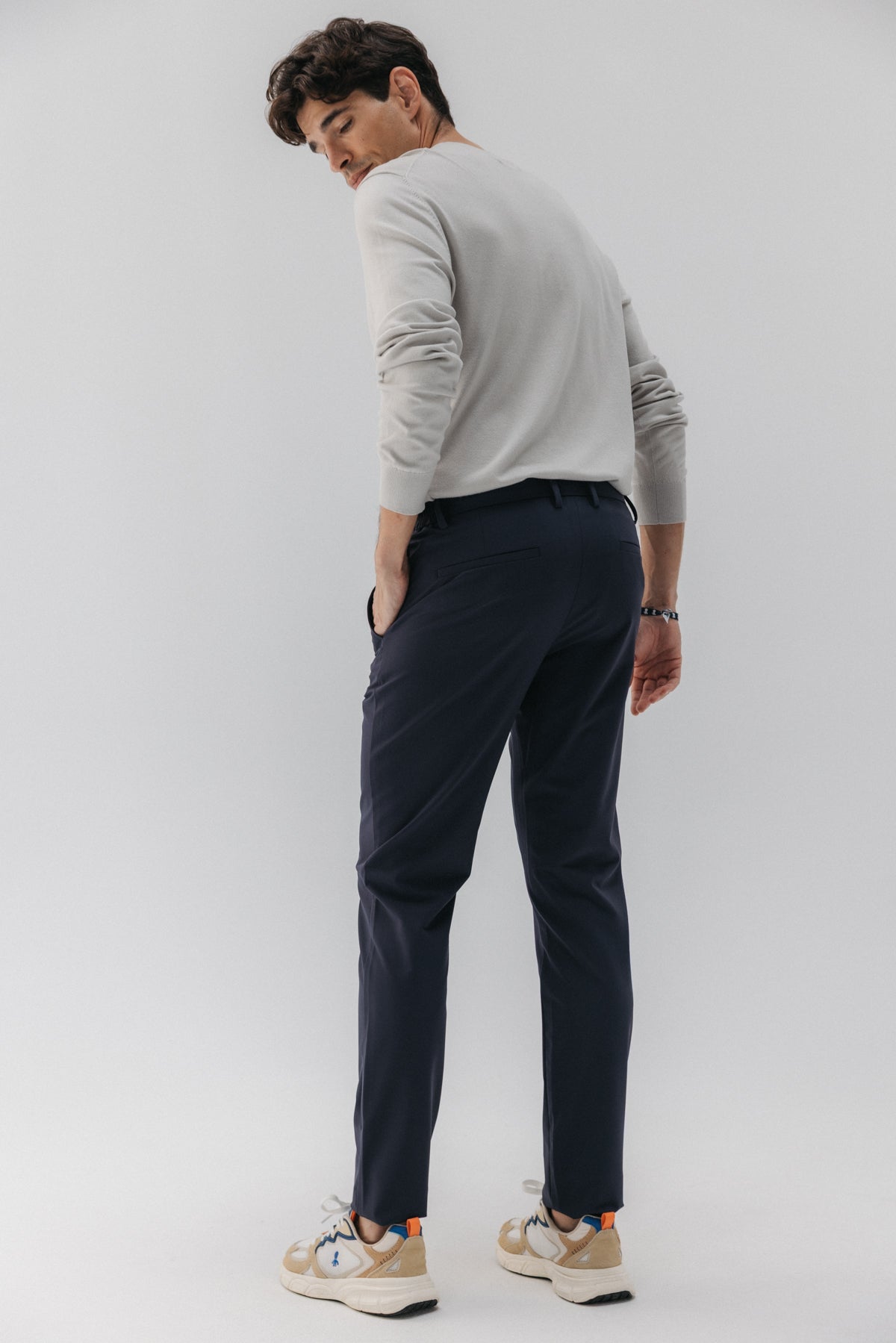 ULTRALIGHT TECHNICAL PANTS NAVY BLUE
