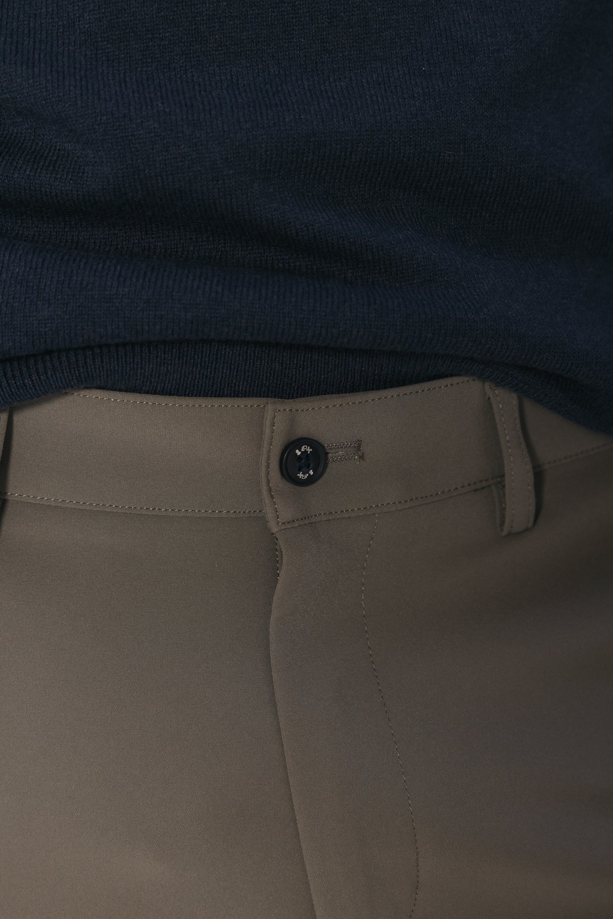 Pantalón perfect topo