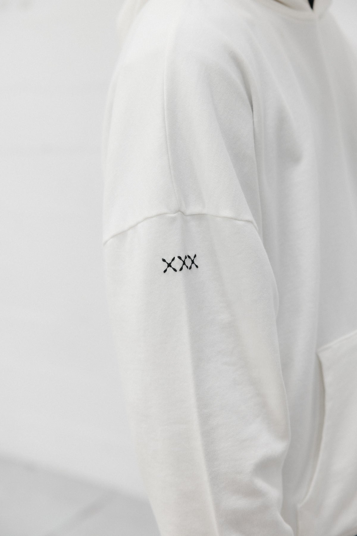 SUDADERA CAPUCHA UNISEX ATLANTIC CULTURE BLANCO ROTO