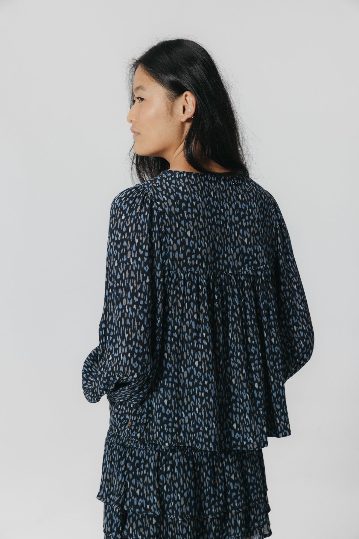 CAMISA TEEN MANGAS ABULLONADAS ESTAMPADA índigo oscuro