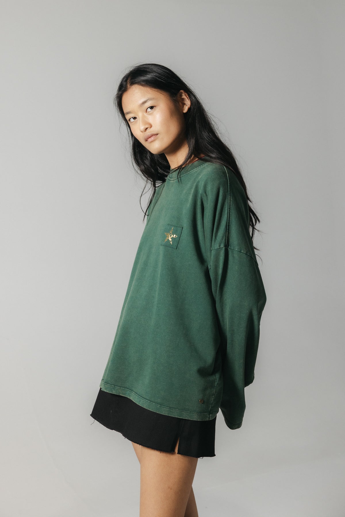 SUDADERA TEEN LOGO ESTRELLA VERDE MILITAR