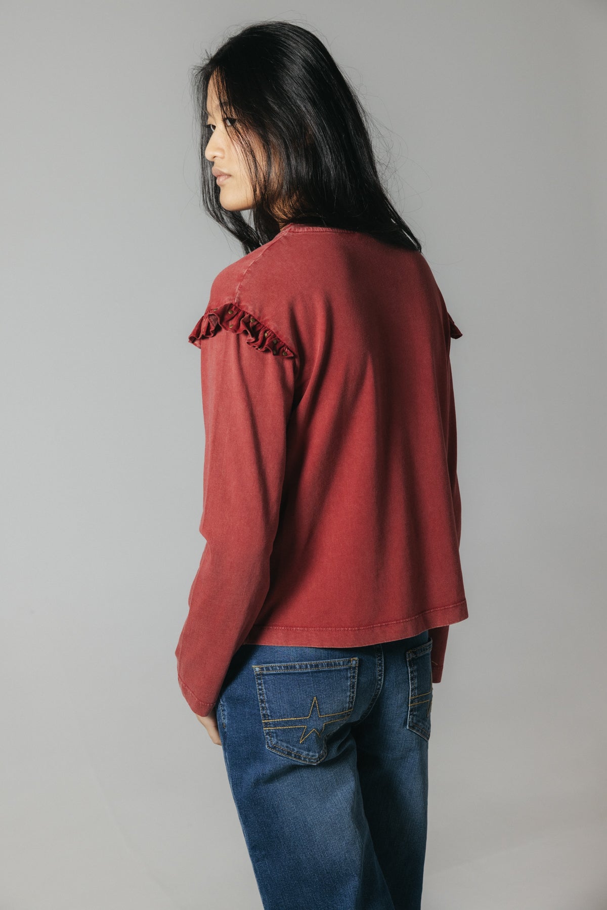 BLUSA TEEN VOLANTE MANGA Y CUERPO GRANATE