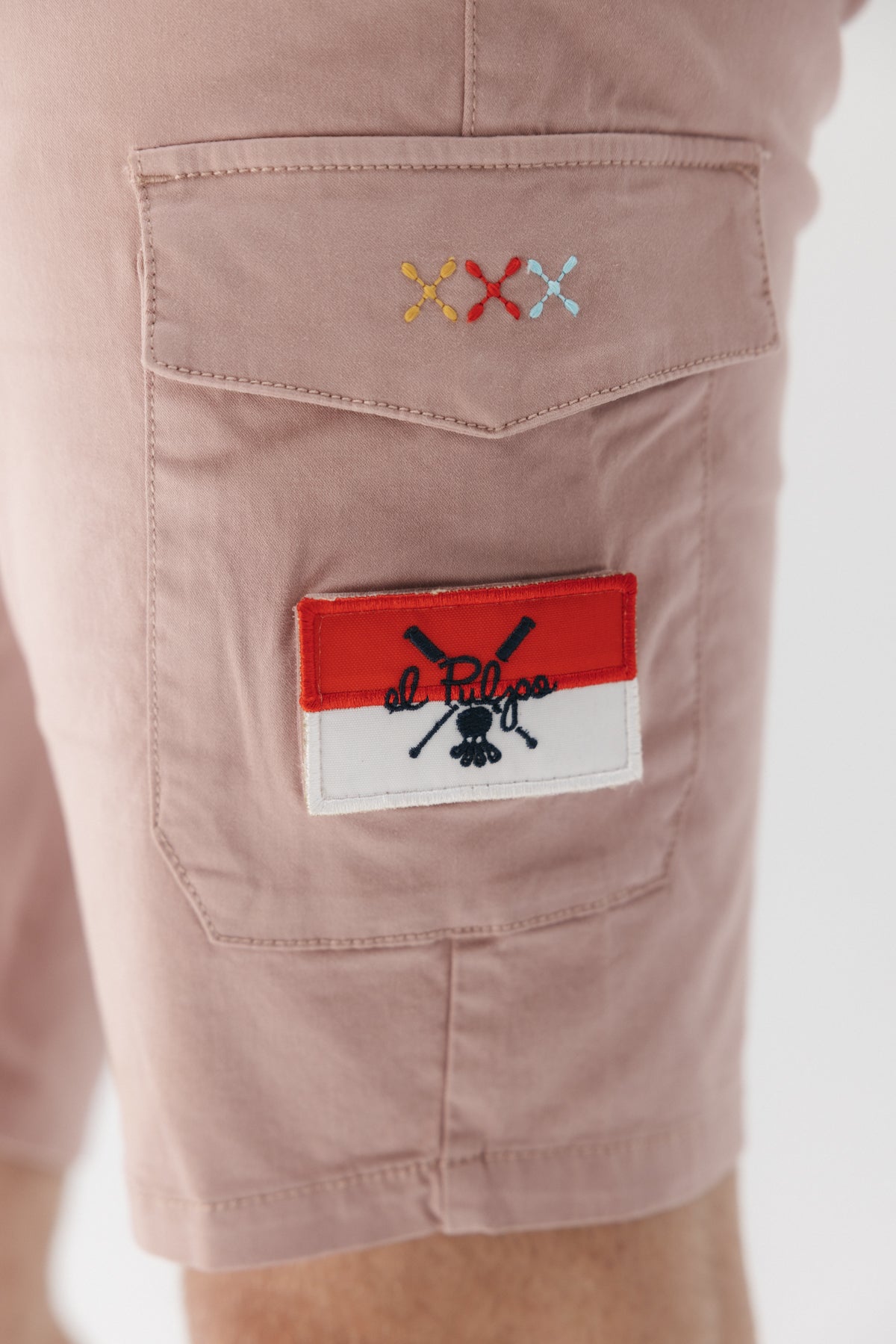 BERMUDA PATCH CARGO ROSA DELAVÉ