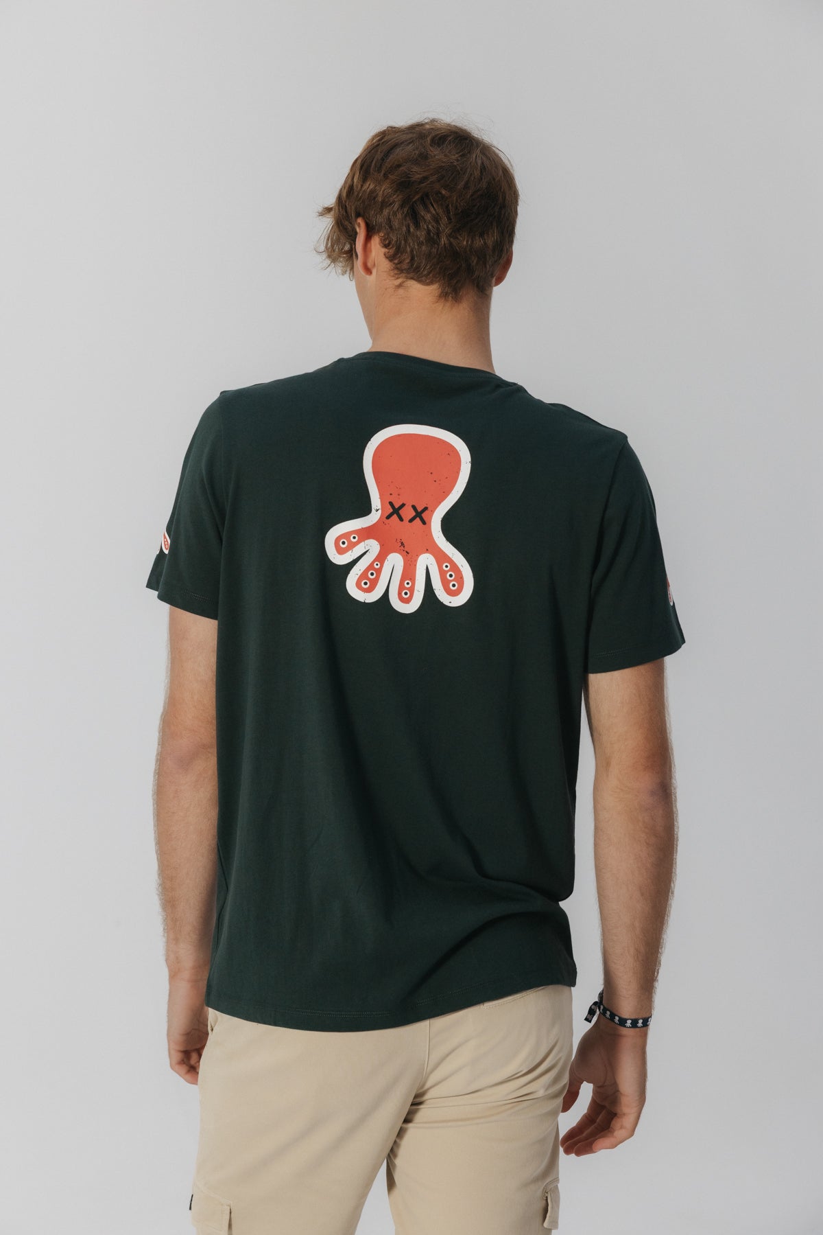 CAMISETA ESTAMPADO TRIPLE LOGO DESGASTADO VERDE BOTELLA