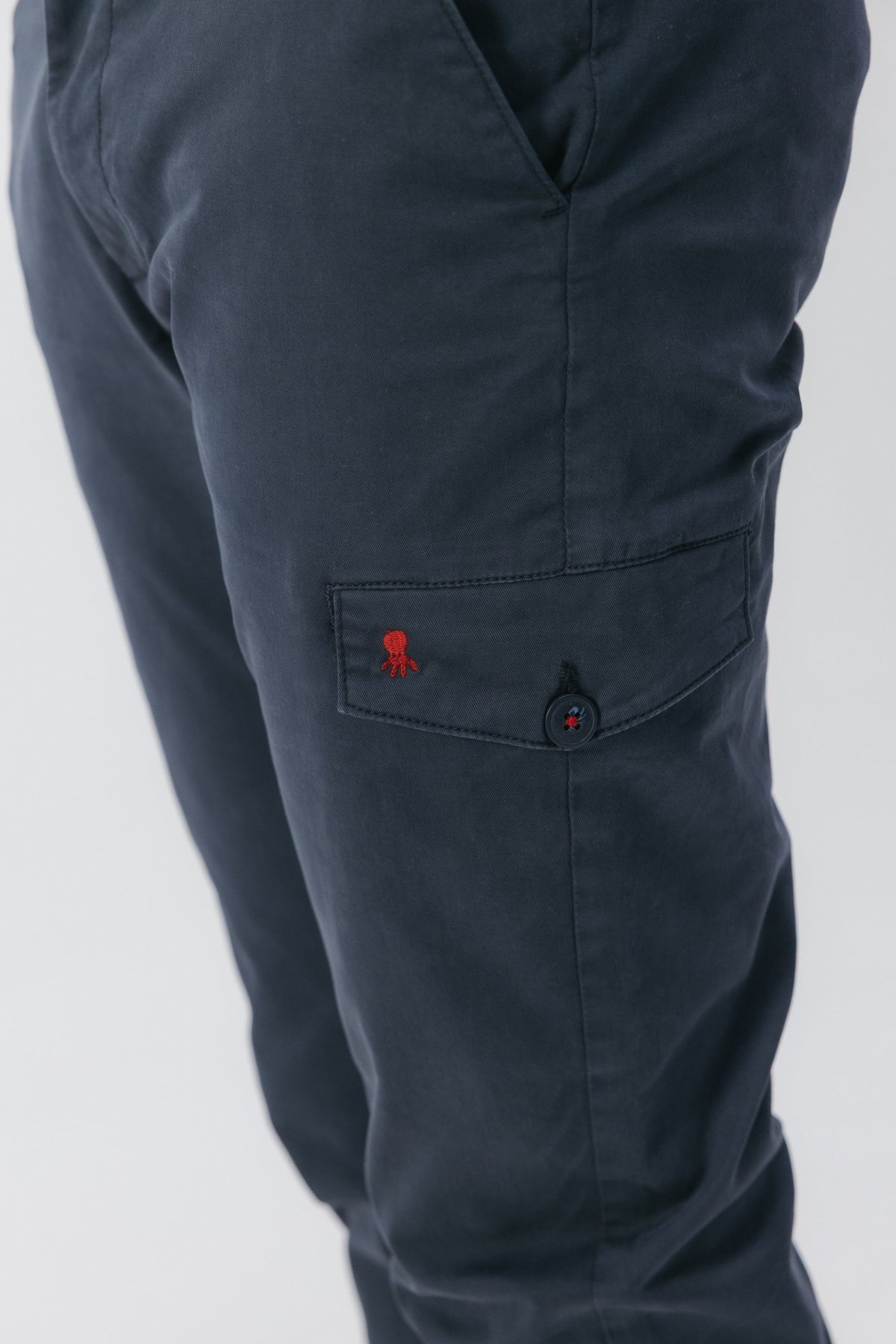 PANTALÓN CARGO PEACH AZUL MARINO