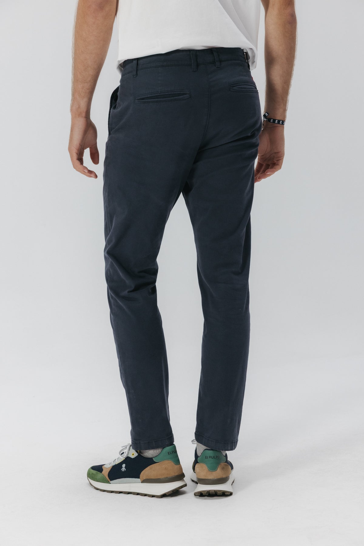 Pantalón chino peach azul marino