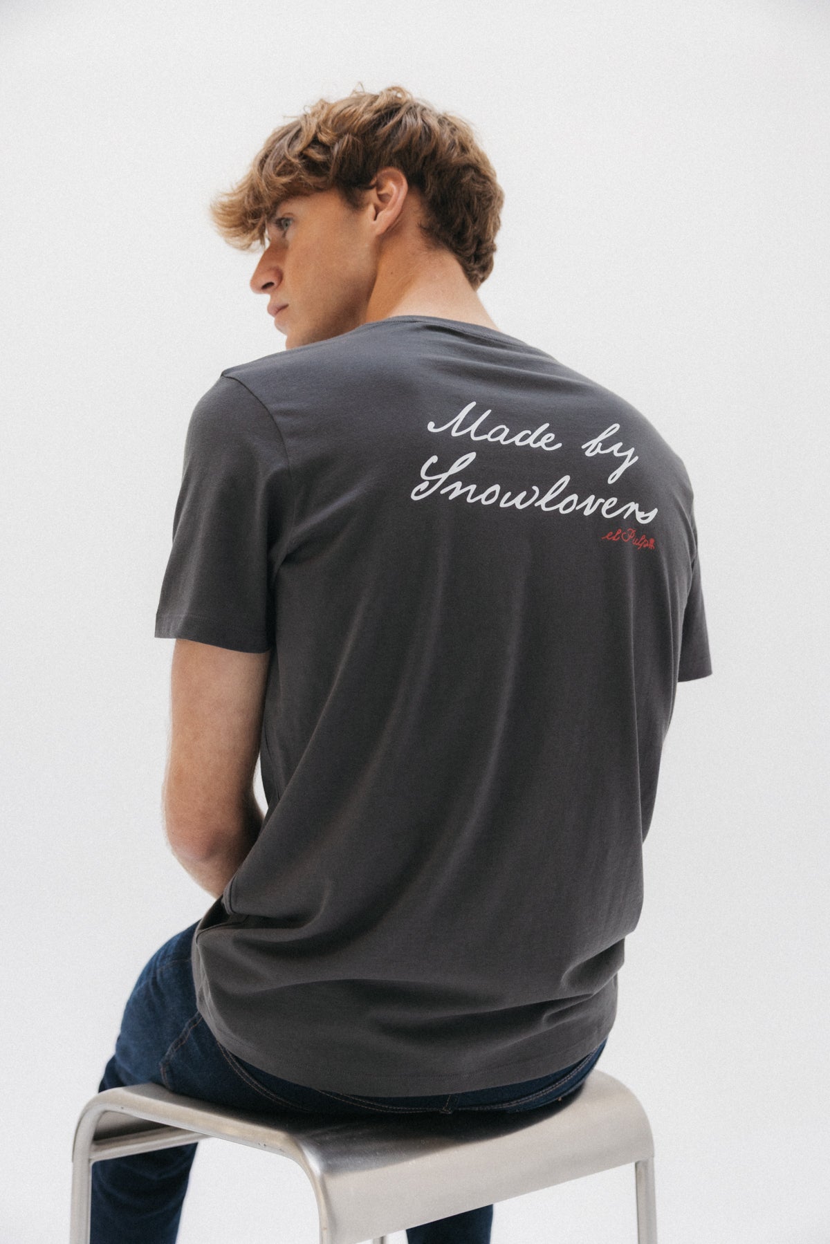 CAMISETA MADE BY SNOWLOVERS ANTRACITA