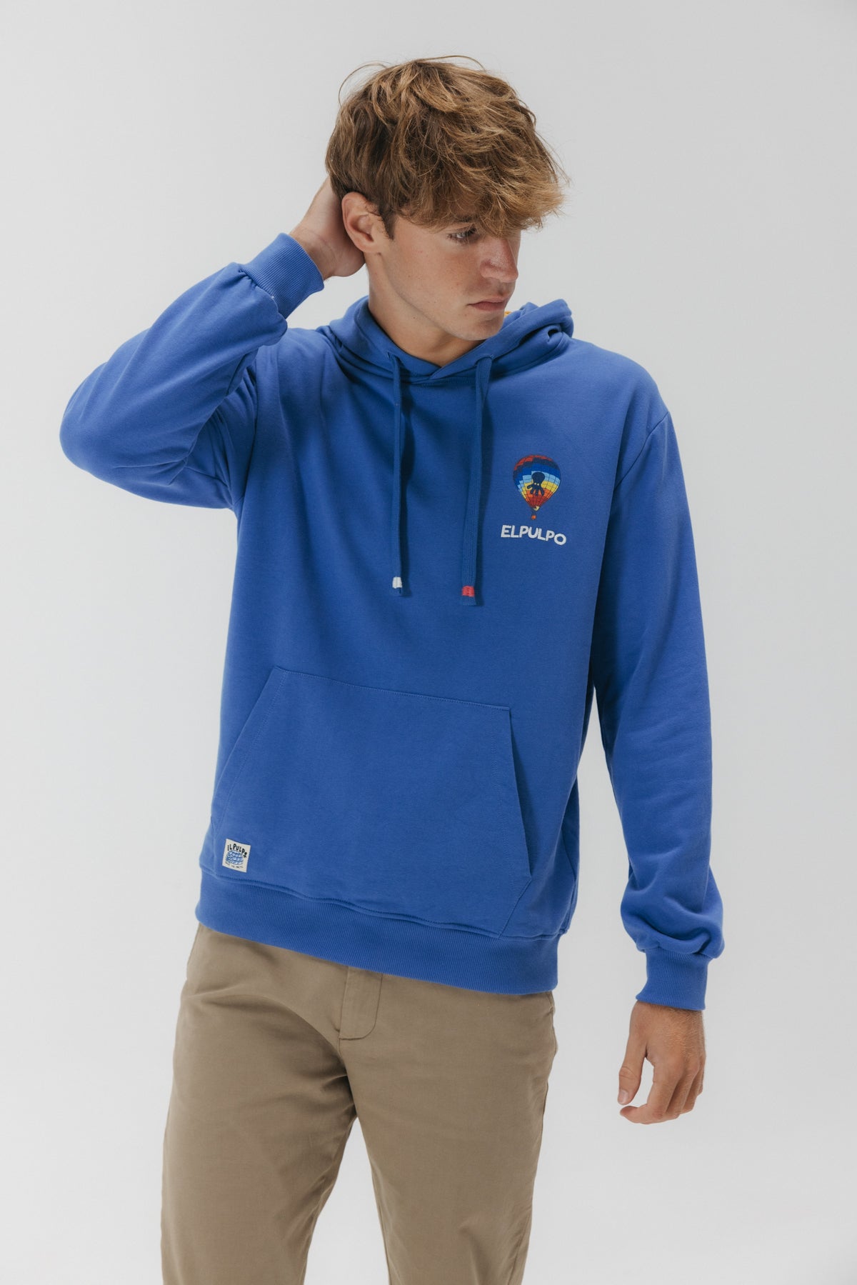 SWEATSHIRT COM CAPUZ ELCULPO BALÃO AZUL ELÉTRICO