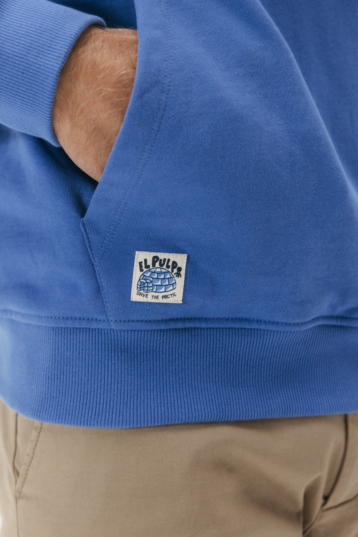 SWEATSHIRT COM CAPUZ ELCULPO BALÃO AZUL ELÉTRICO