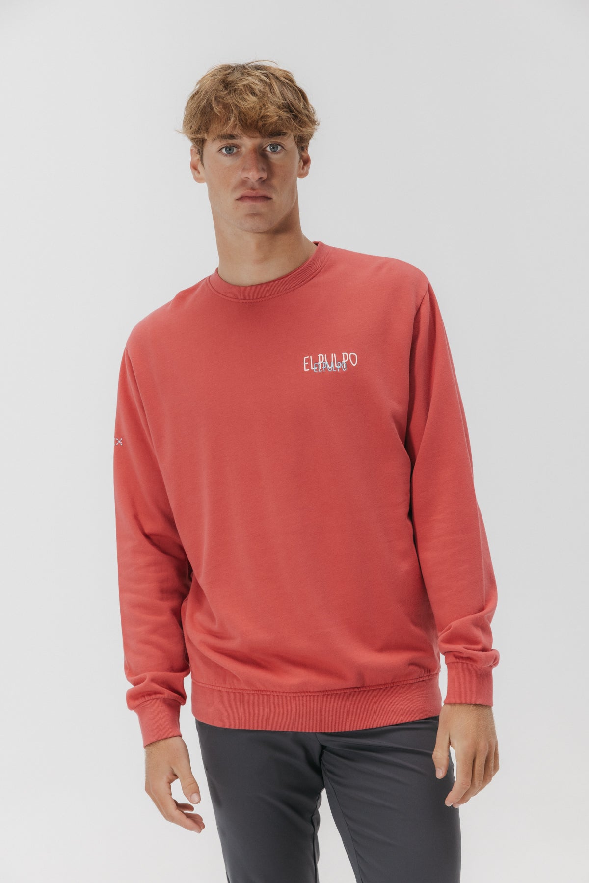 SUDADERA LOGO TEJIDO MELANGE ROJO DELAVÉ