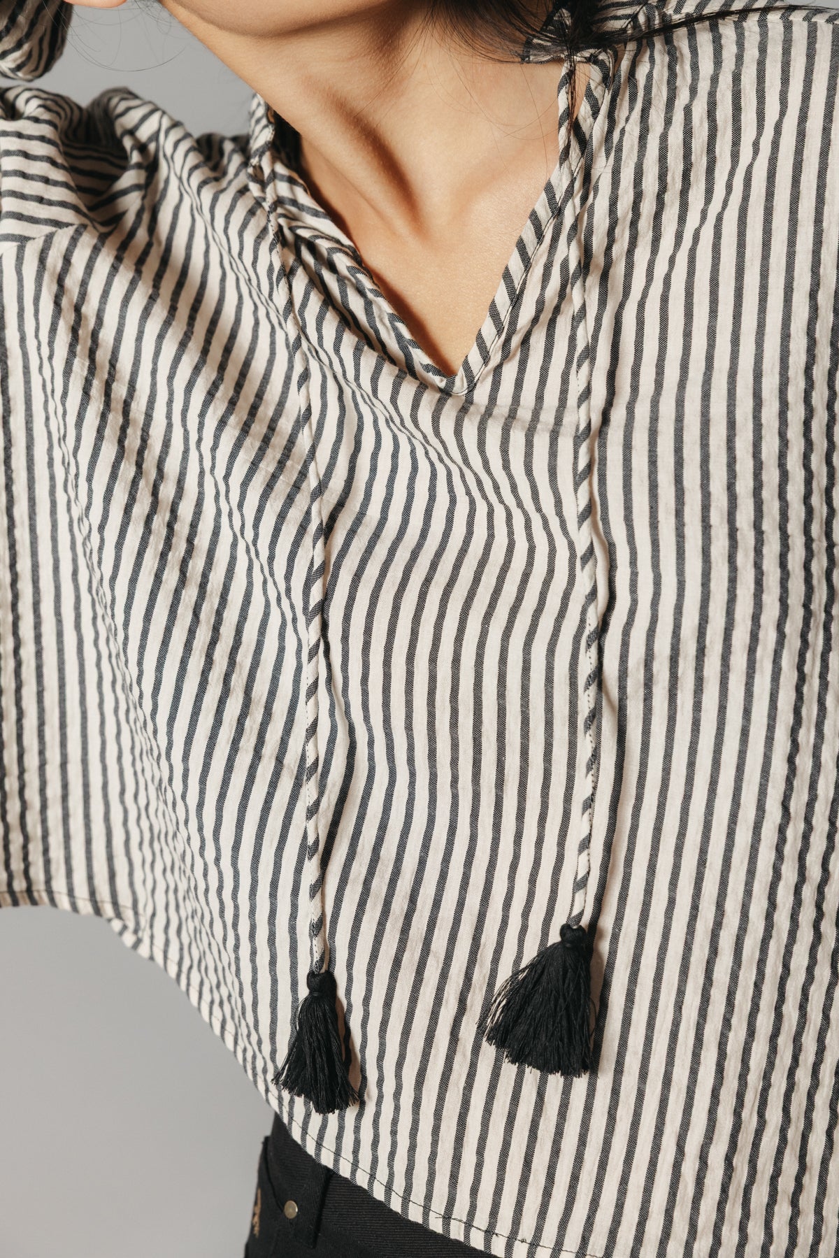 BLUSA TEEN DOBLE CORDÓN RAYAS NEGRO