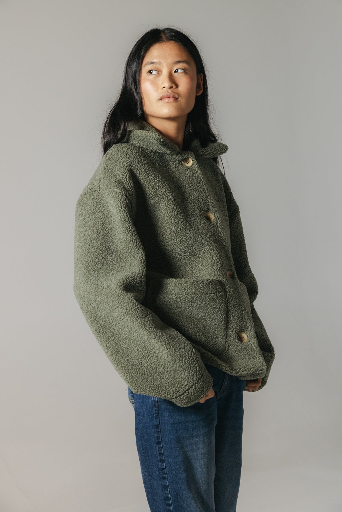 ABRIGO TEEN BORREGUILLO VERDE MILITAR