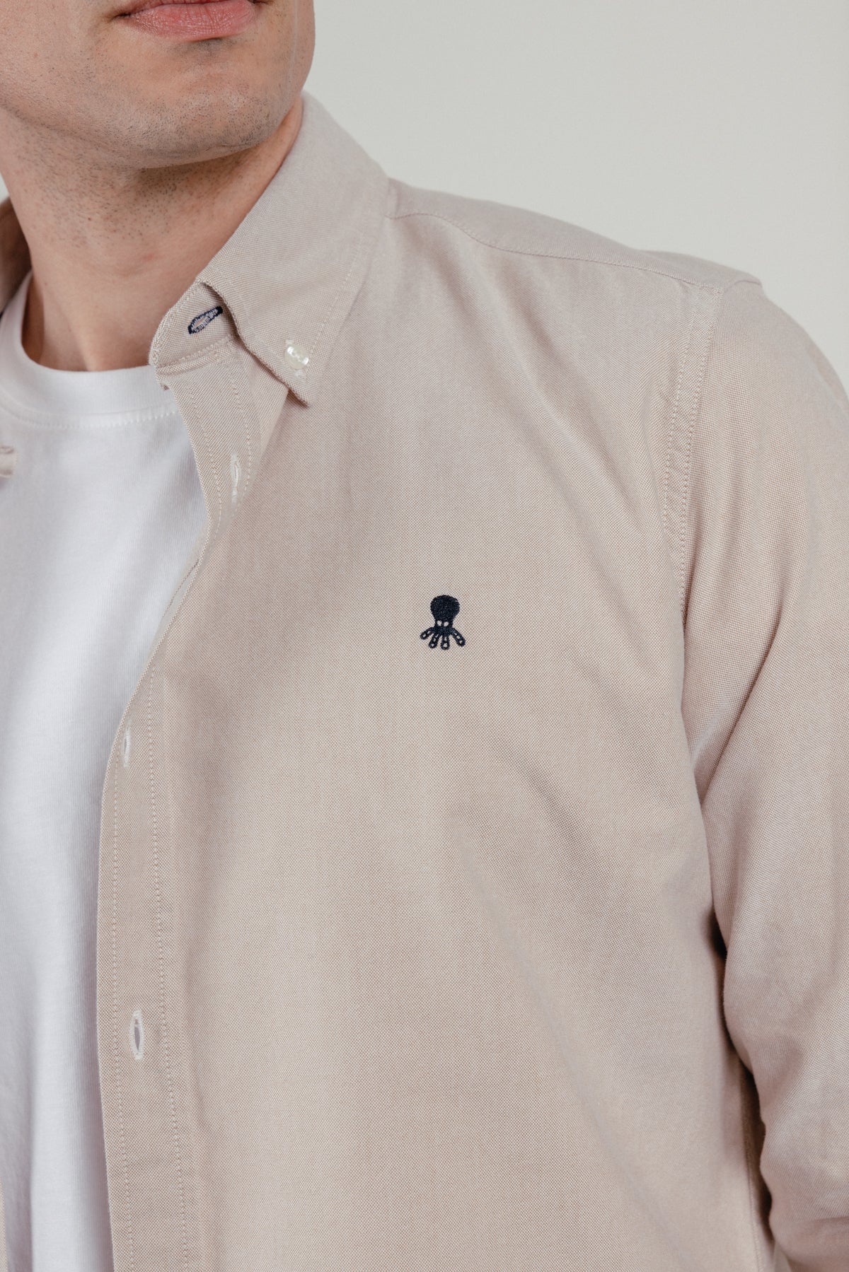Camisa casual oxford marrón