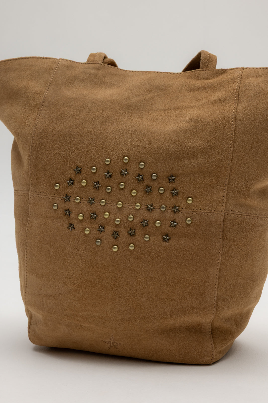 BOLSO SHOPPER PIEL TACHAS CAMEL