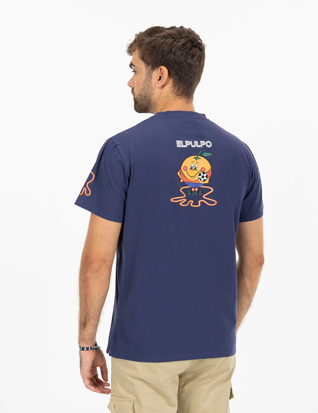 T-SHIRT DELAVÉ COM TRIPLA ESTAMPA AZUL MARINHO E LARANJA