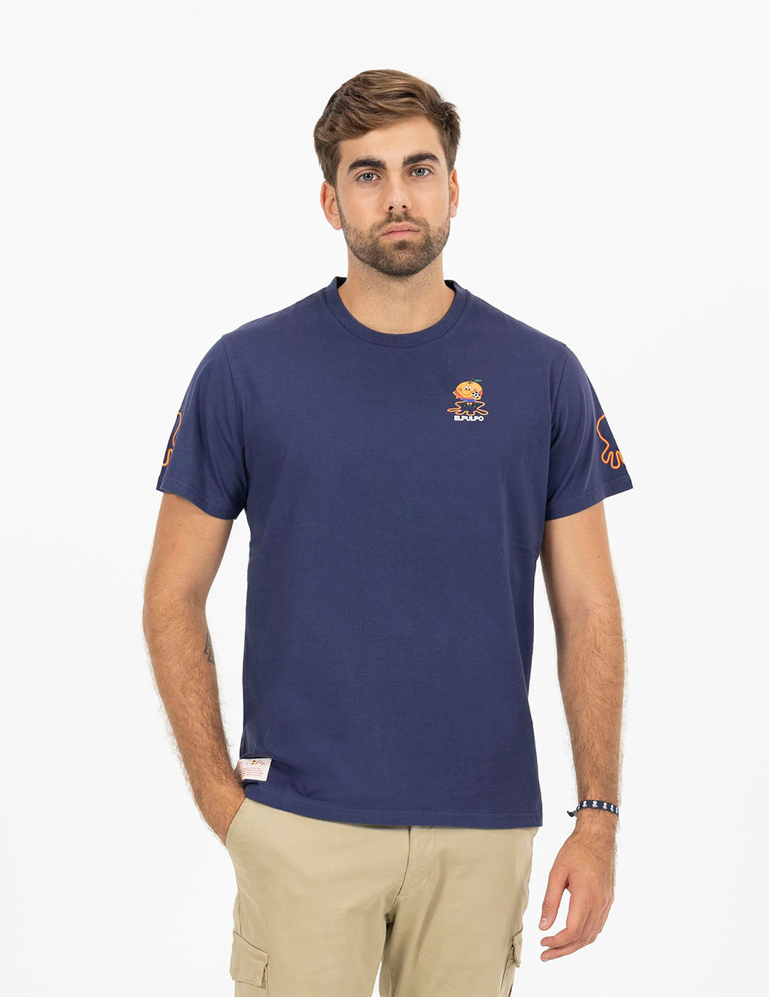 T-SHIRT DELAVÉ COM TRIPLA ESTAMPA AZUL MARINHO E LARANJA